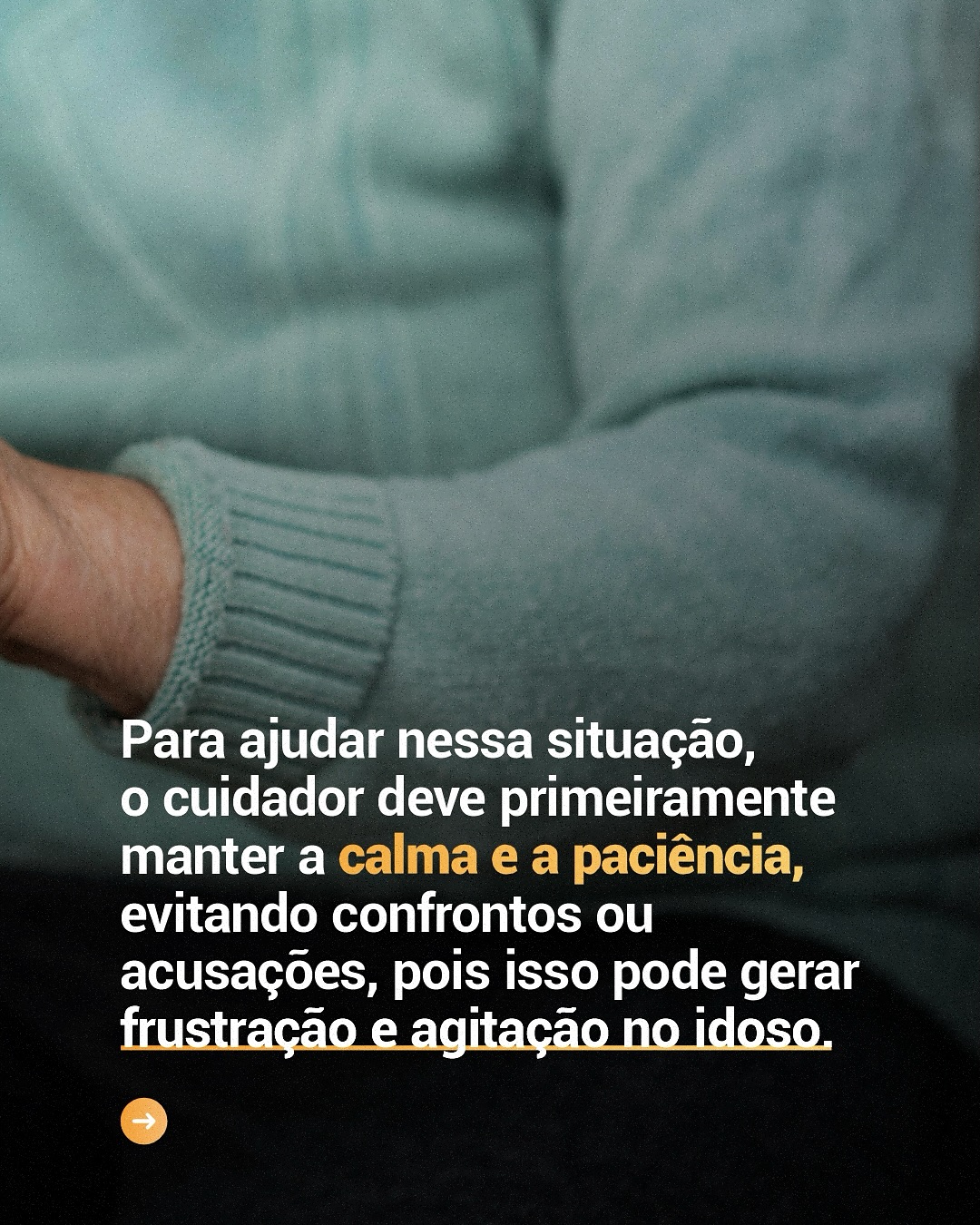 Idoso com Alzheimer guarda objetos em lugares impróprios