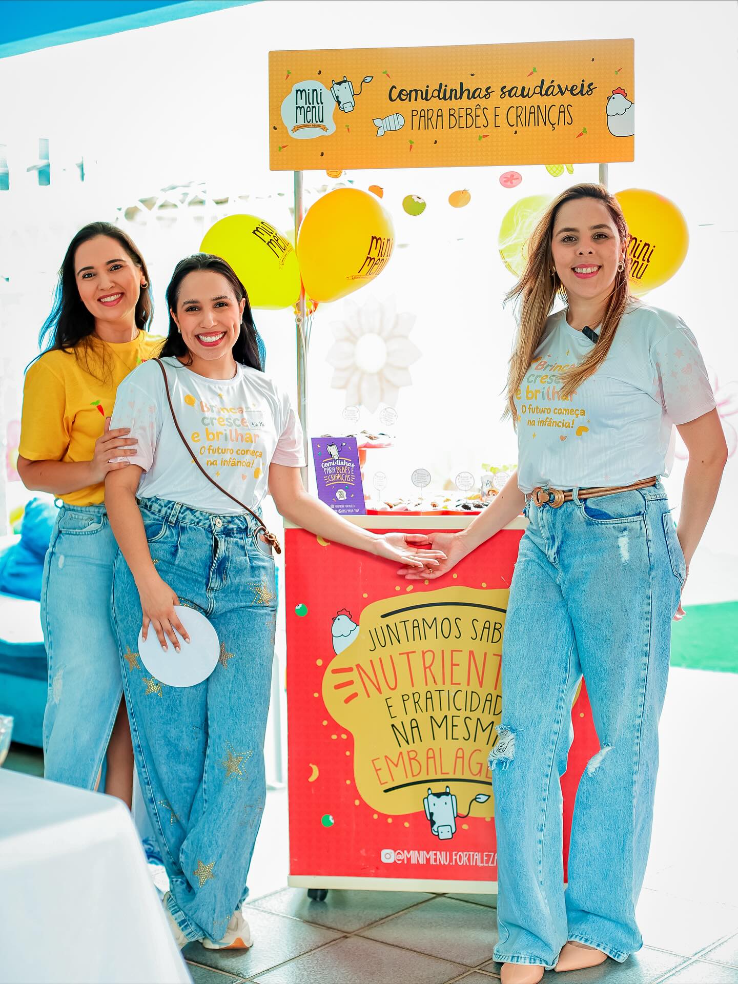 Foi especial demais ver os pequenos experimentando e aprovando os nossos lanchinhos saudáveis e nutritivos