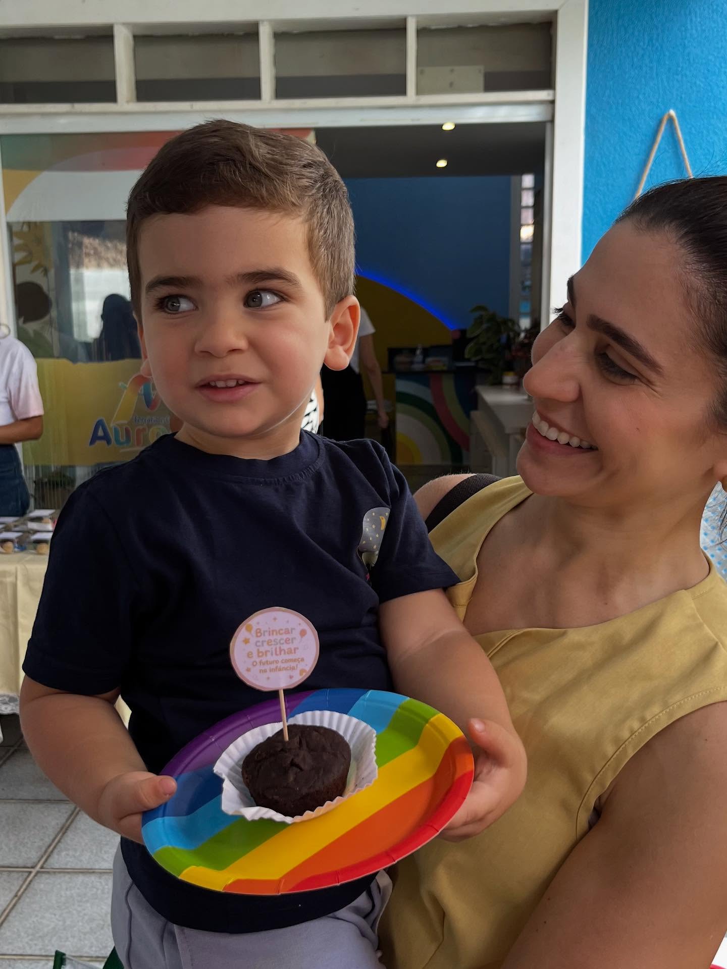 Foi especial demais ver os pequenos experimentando e aprovando os nossos lanchinhos saudáveis e nutritivos