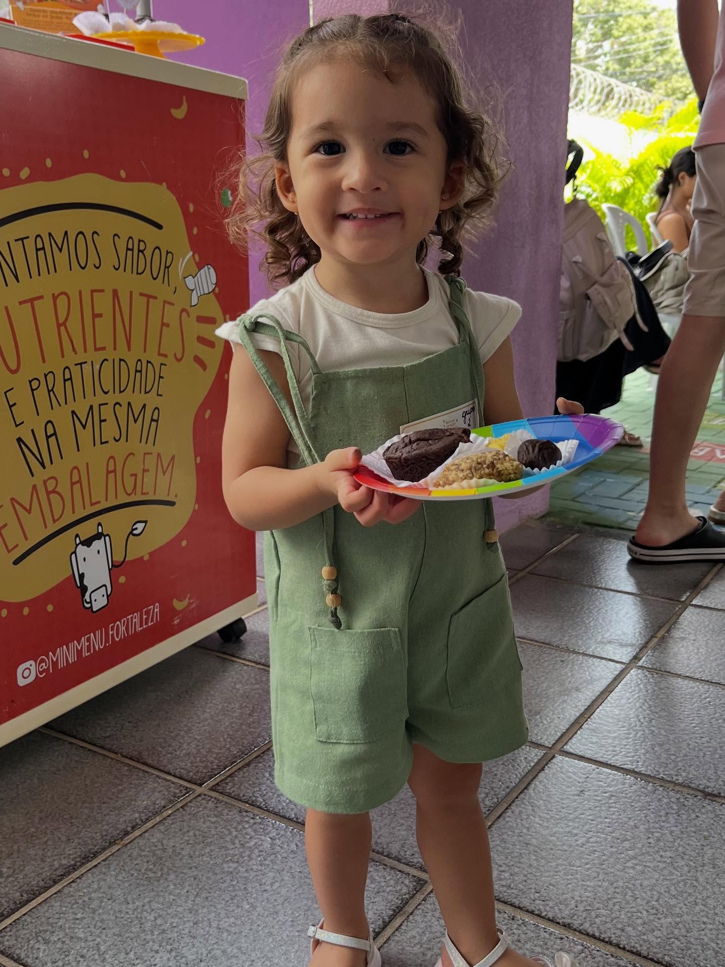 Foi especial demais ver os pequenos experimentando e aprovando os nossos lanchinhos saudáveis e nutritivos