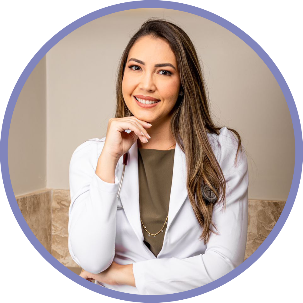 Dra. Rayana Café - Pediatra | CRM 15.142 CE  RQE 32781