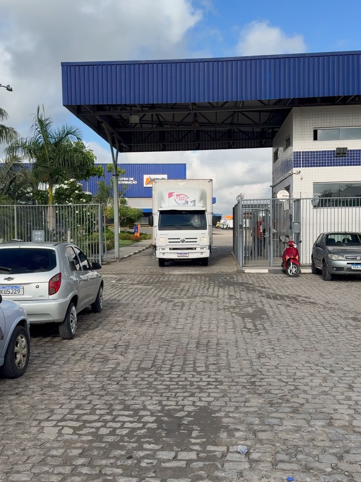 A Leva e Traz Transportes inicia hoje mais uma parceria de sucesso com a IDB Atacadista