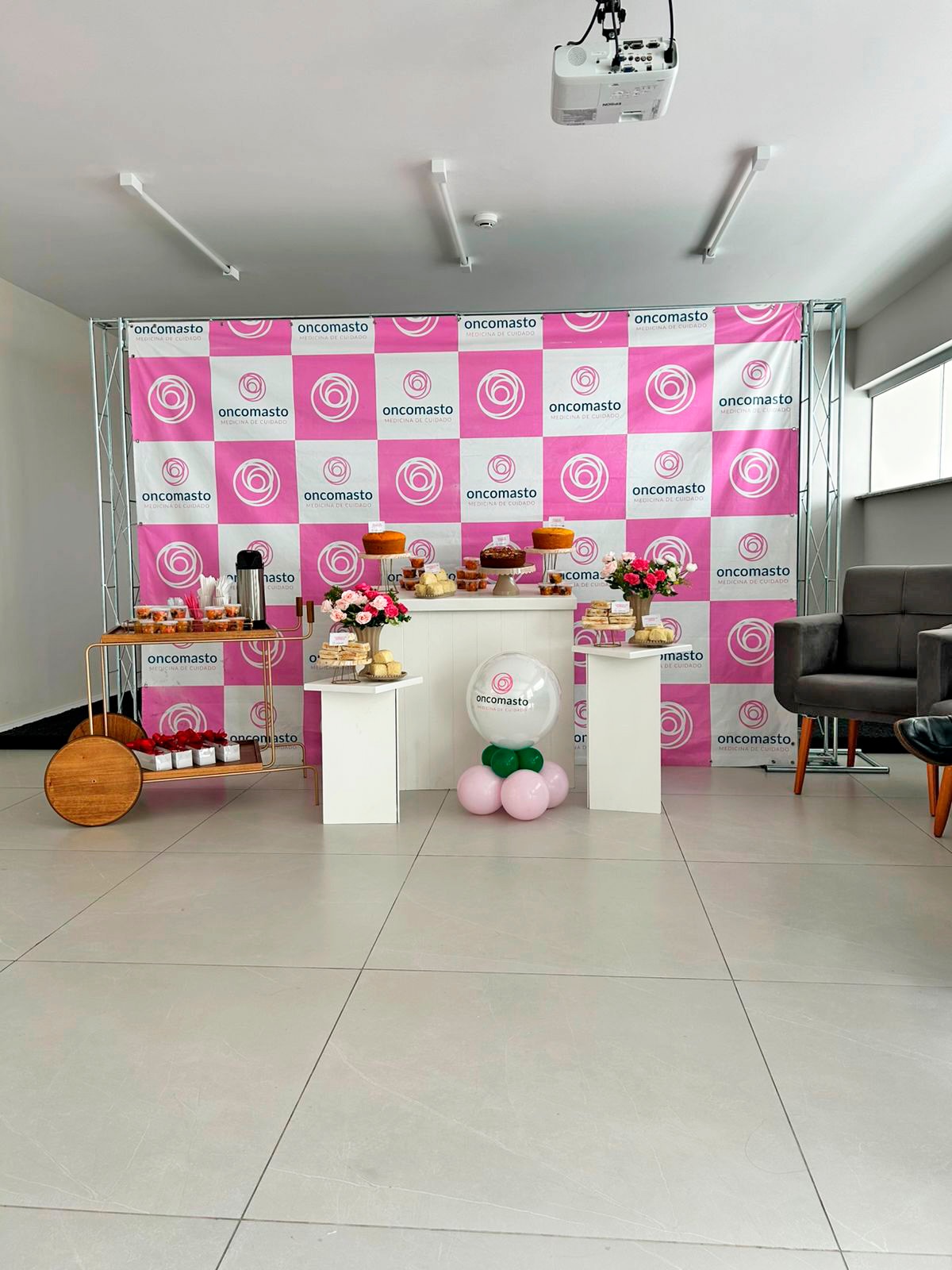 Hoje foi um dia de emoção, acolhimento e celebração na Oncomastro.